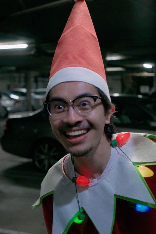 Elves on the Shelves film afişi