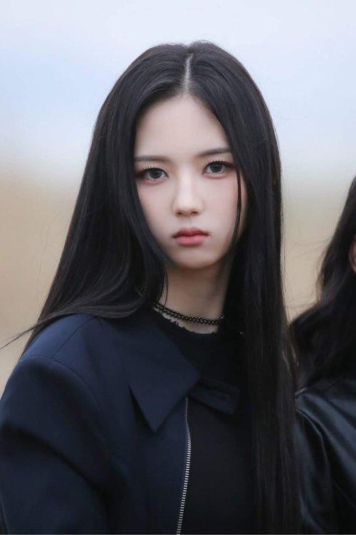 Lee JiWoo fotoğrafı