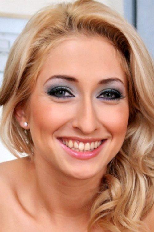 Karina Shay fotoğrafı